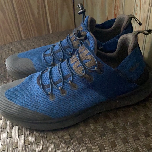 Nike ID custom made men’s running shoe on nike.com main image 4